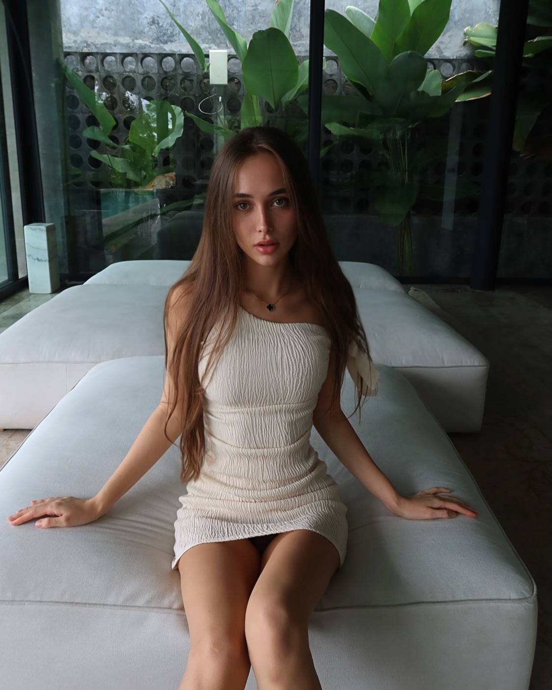 Анастасия Волкова эскорт модель премиум класса Москва