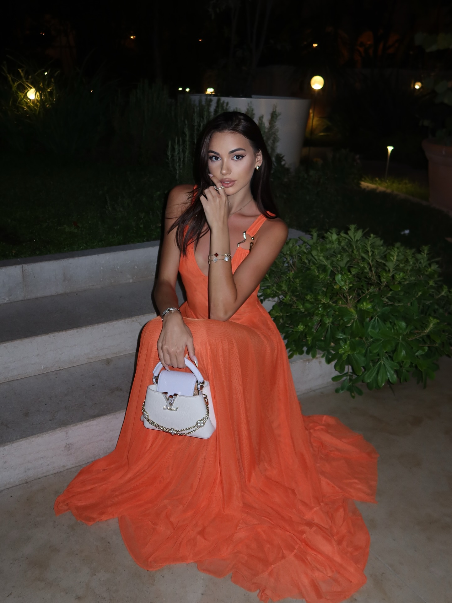 Натали АА топовая эскортница Дубай по всему миру