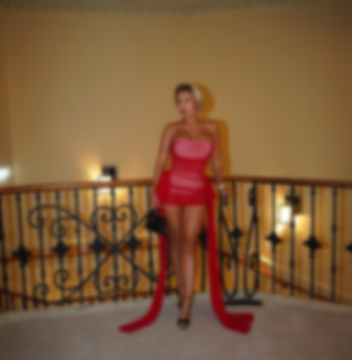 Виолетта Берт топовая элитная спутница Дубай Москва по всему миру эскорт модель премиум класса VIP вылеты за высокий бюджет выдающиеся формы страсть